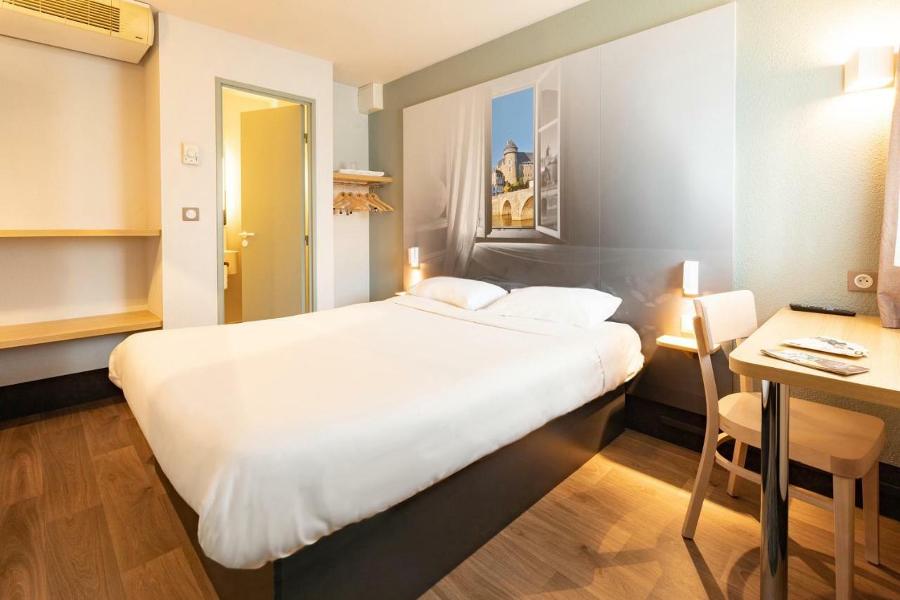 B&B Hotel Laval Change Екстериор снимка