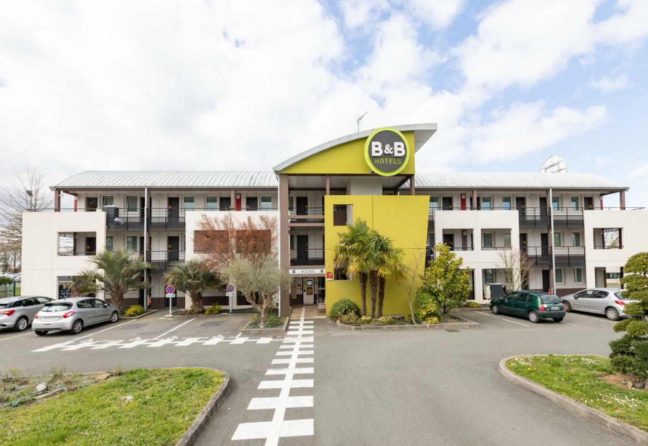 B&B Hotel Laval Change Екстериор снимка